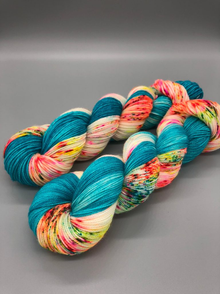 Amazing Hand Dyed Yarn by Makers on Etsy, Indie Etsy sellers, Handmade Creative Fibers, Etsy Shop, Wool Yarn, YarnLovingLadyByLisa Turquoise Fluorescent Sparkle